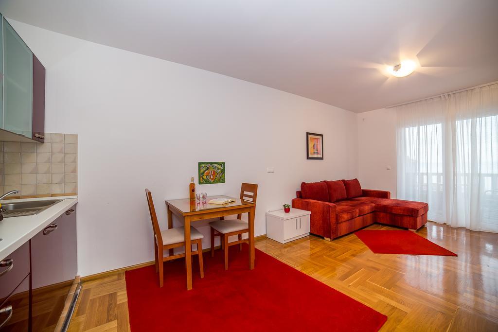 Apartments Kristina ماكارسكا المظهر الخارجي الصورة