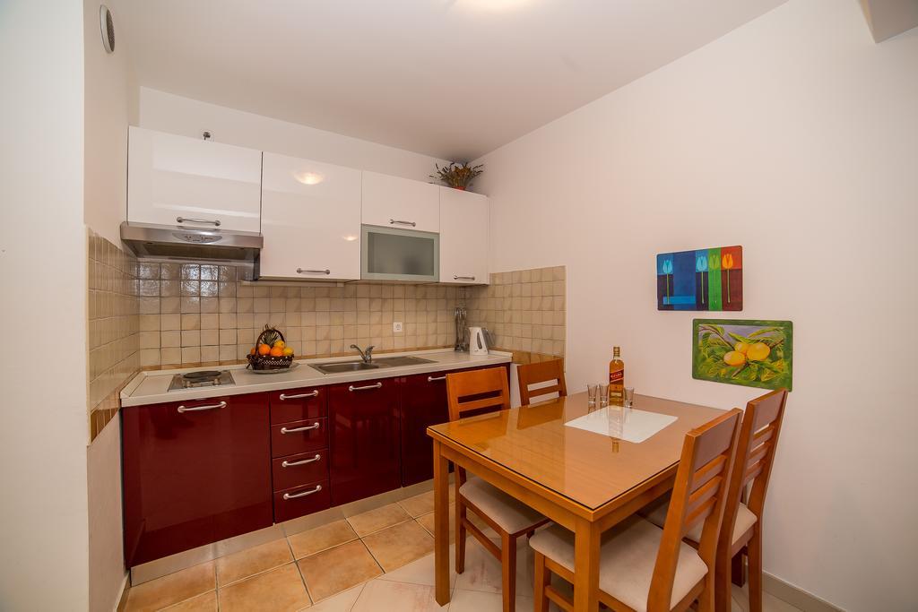 Apartments Kristina ماكارسكا المظهر الخارجي الصورة