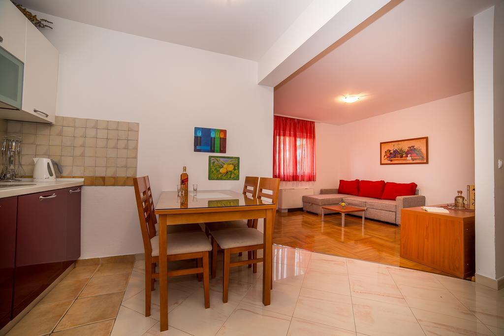 Apartments Kristina ماكارسكا المظهر الخارجي الصورة