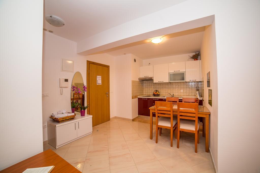 Apartments Kristina ماكارسكا المظهر الخارجي الصورة