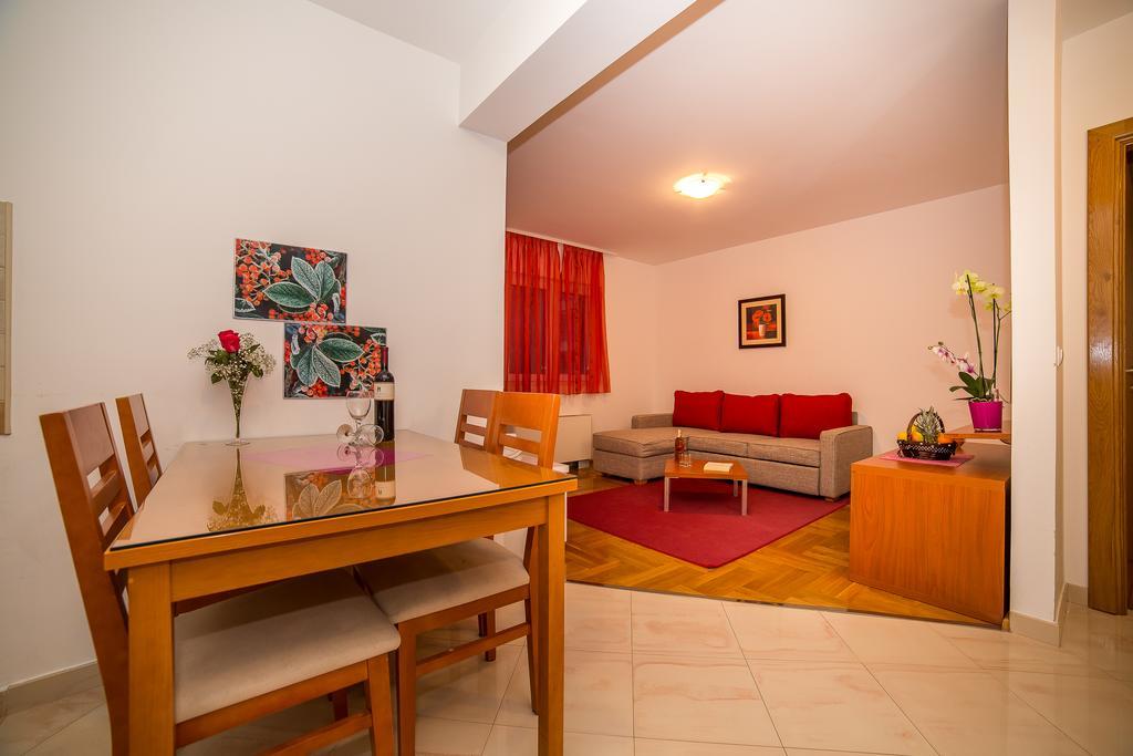 Apartments Kristina ماكارسكا المظهر الخارجي الصورة
