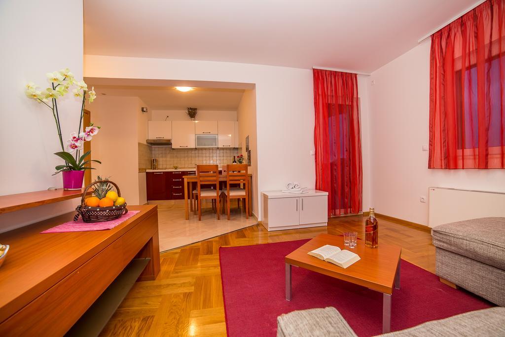 Apartments Kristina ماكارسكا المظهر الخارجي الصورة