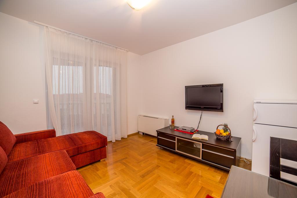 Apartments Kristina ماكارسكا الغرفة الصورة