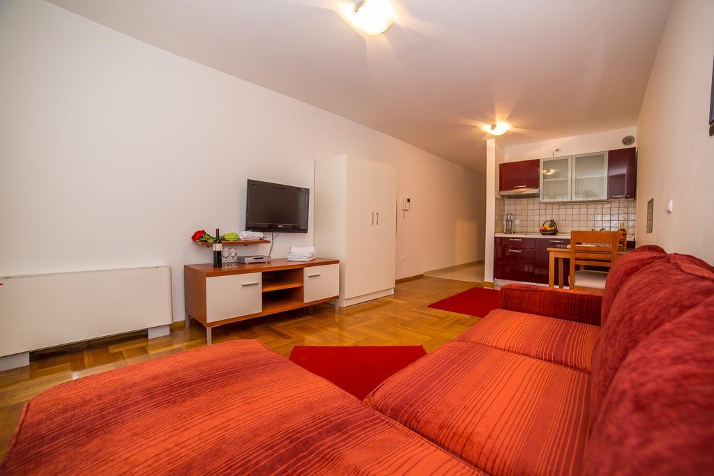 Apartments Kristina ماكارسكا المظهر الخارجي الصورة